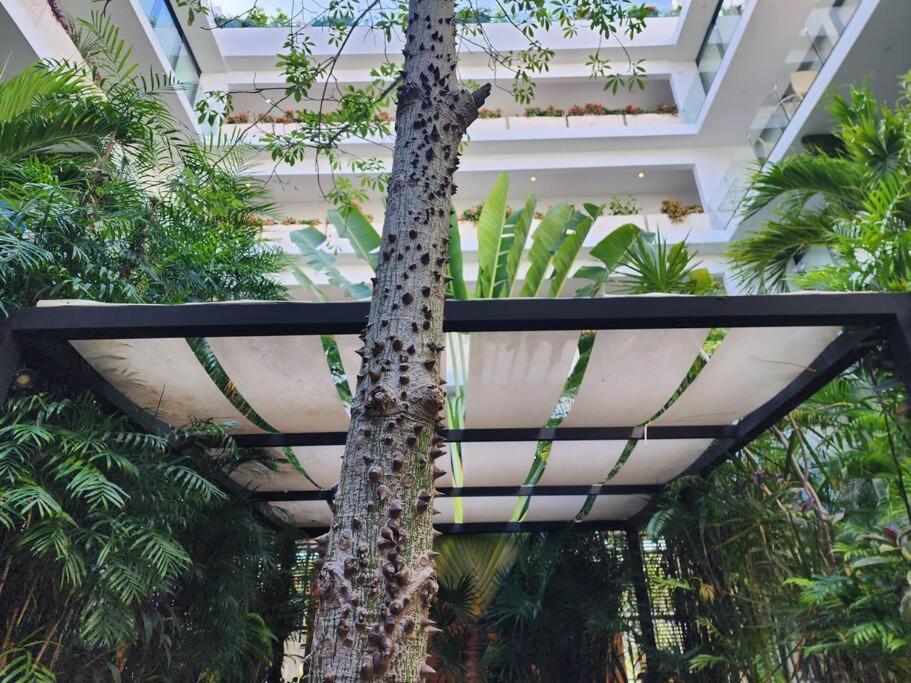 Stunning 1 Bdrm Condo Gym-Pool 10 Min To The Beach & Quinta Av Плайя-дель-Кармен Екстер'єр фото